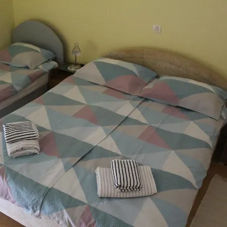 Apartma Ursic דירה